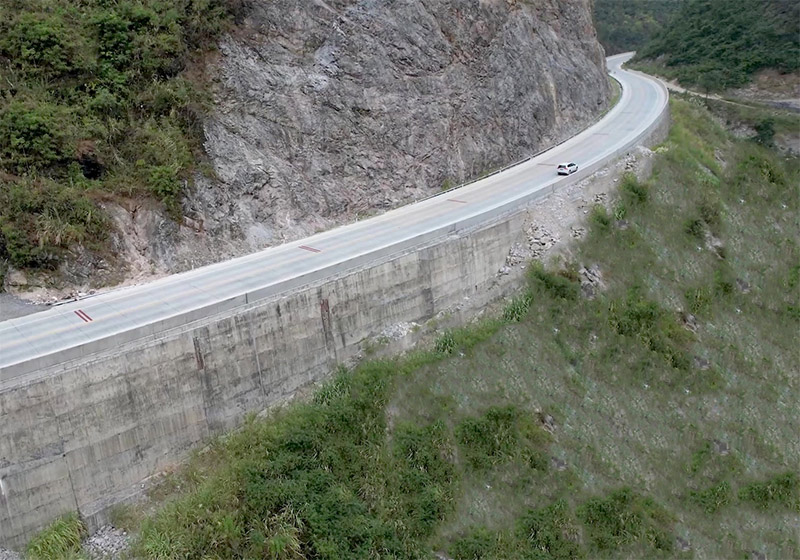 东兰至都安大兴公路（都安段）.jpg
